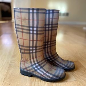 Burberry Boots